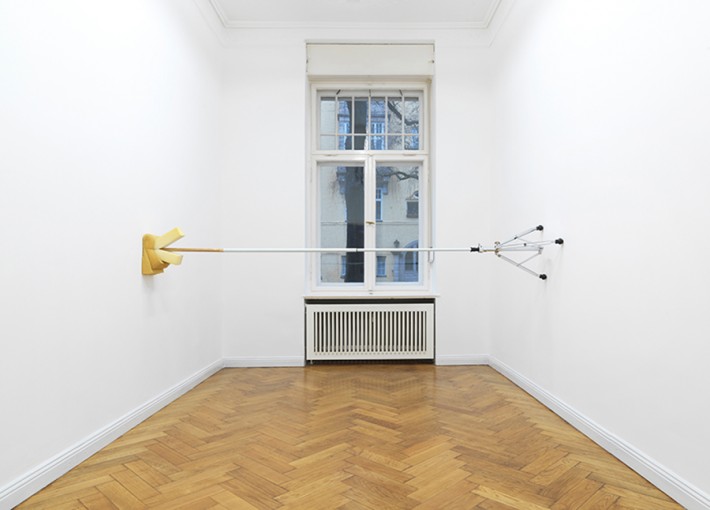 Strebe 2017 | Holz, Kunststoff, Metall | 130 x 324 x 40 cm